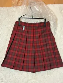 160㎝赤と茶色のチェック プリーツスカート