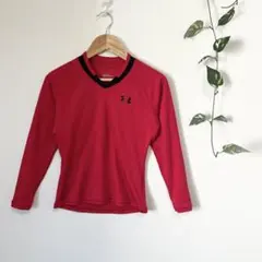 【UNDER ARMOUR】 アンダーアーマー　VネックロングTシャツ　レッド