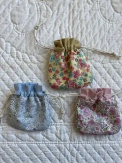 すごく小さな巾着袋３コセット 花柄３色　Ａ