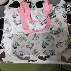 PEANUTS スヌーピー 保冷トートバッグ大き目。