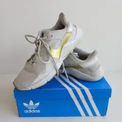 スポーツシューズ スニーカー