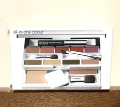 美品　CLINIQUE(クリニーク) オールインワン カラーパレット　ミラー付き