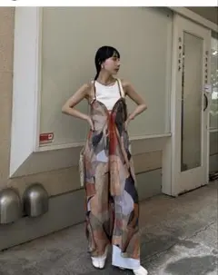 クリーニング済✨着用2〜3回✨Ameri Vintage アート柄ワンピース