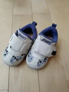 asics 13.0ベビーシューズ ホワイト/ネイビー　花柄