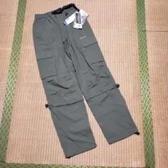 値下げ中！新品 Columbia Titanium コンバーチブルパンツ カーゴのサムネイル