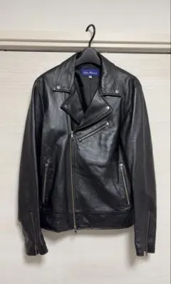 Item thumbnail for item d090ed94-d255-49ed-8393-15f3c2c6f547