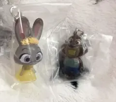 ズートピア 2 ガチャ めじるしアクセサリー ジュディ　ニブルズ