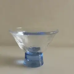 ガラス製 ぐい呑み お猪口 水色