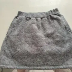 UNIQLO グレー スカート 130サイズ