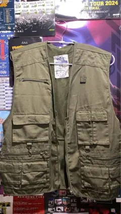 Item thumbnail for item 245b53f8-3d88-465a-8e6e-93a6d10667ce