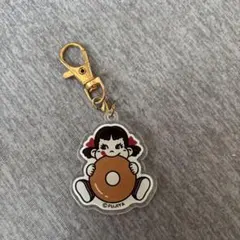不二家 ペコちゃん アクリルキーホルダー ドーナツ