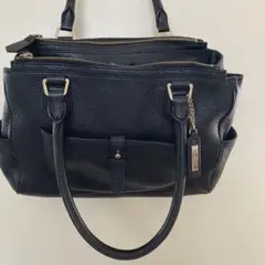 またまたお値下げしまーす。 COLE HAAN レザートートバッグ　ブラック