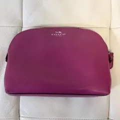 COACH コーチ ポーチ レザー ドーム型 コスメポーチのサムネイル
