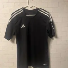 adidas スリムフィット 黒シャツ L