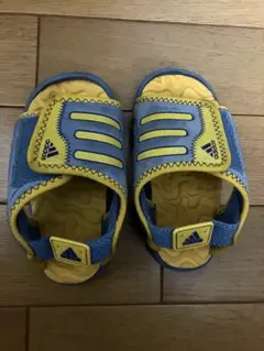 adidas ベビーサンダル ブルー イエロー マジックテープ　13センチ