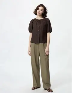 タックワイドパンツ