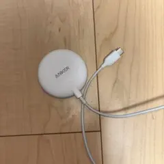 Anker マグネット式ワイヤレス充電器 ホワイト