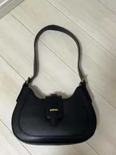 【GRL】グレイル クロワッサンレザーショルダーバッグのサムネイル