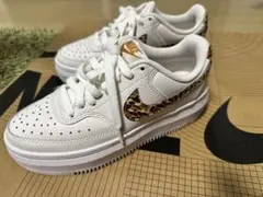 NIKE コート ビジョン アルタ