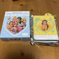 ディズニープリンセス　ミニアルバム　キーチェーン　ベル