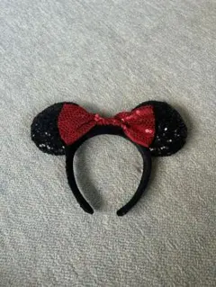 ミッキー　ミニーマウス カチューシャ 黒と赤　スパンコール　美品