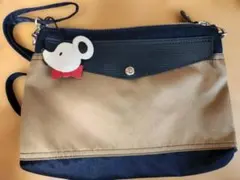 IBIZA/イビサ　ショルダーバッグ　チャーム付き