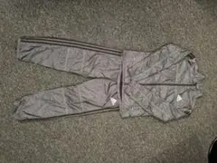 キッズadidas グレー トレーニングウェアセット150