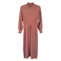 haco!ピンクのワンピース。