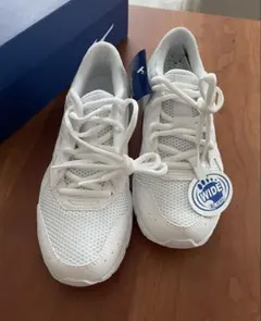 ランニングシューズ スニーカー