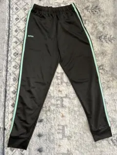 REPIPI 黒 長ズボン 150cm サイドストライプ