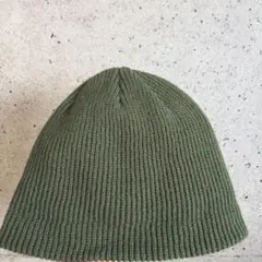 オリーブグリーン ニット帽