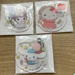 サンリオキャラクターズ　さんさんぴくにっく　ミニアクリルキーホルダー