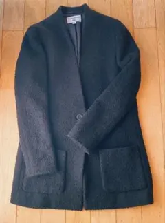 ユニクロ　UNIQLOノーカラージャケット ブラック