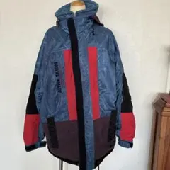 ACTIVE SKIING フード付きアウターウェア　デサント製