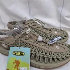 新品 キーン KEEN ユニークサンダル 27cmのサムネイル
