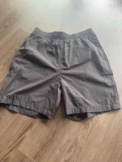 ファミリーマートの短パン Mサイズ黒