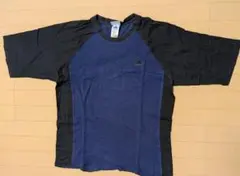アディダス（adidas）のTシャツ