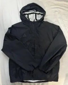 美品 Nike ACG マウンテンパーカー Sサイズ ブラック ナイロン