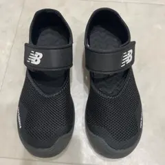 New Balance ブラック キッズシューズ　サンダル　メッシュ　20cm