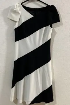 白黒ストライプ 半袖ワンピース　ドレス　結婚式　衣装　キャバクラ　ワンピース