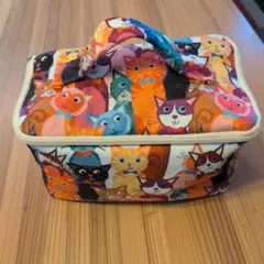 感謝価格 SALE 新作生地 猫柄 バニティポーチ おやつ入れ ハンドメイド