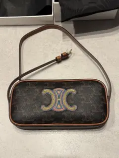 新品　セリーヌ　CELINE トリオンフ　カメラバッグ　レア　ショルダーポーチ