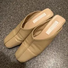 NUOVO ベージュ オープントゥサンダル