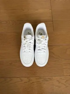 NIKE Air Force 1のサムネイル