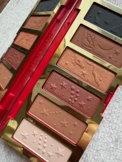 ESTEE LAUDER CELESTIAL GLOW アイシャドウパレットのサムネイル