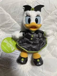 ディズニーリゾート　ハロウィン　デイジー　ぬいぐるみバッジ　ぬいば　2025