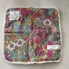【新品未使用】 INTERMODE 花柄ハンカチ　ピンク