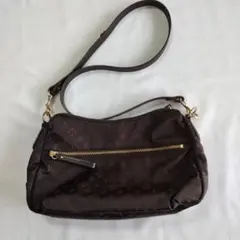 russet ラシットショルダーバッグナイロン