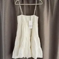 【新品タグ付き】ZARA キャミソールミニワンピース ホワイトのサムネイル