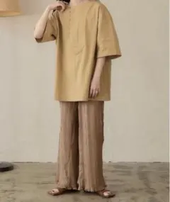 lawgy トップスのサムネイル
